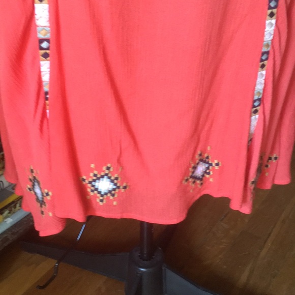 👗 - Picture 3 of 5